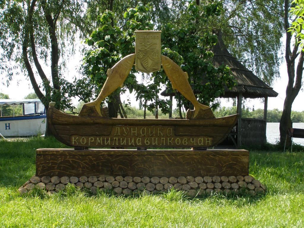 Pelican City Vylkove Luaran gambar